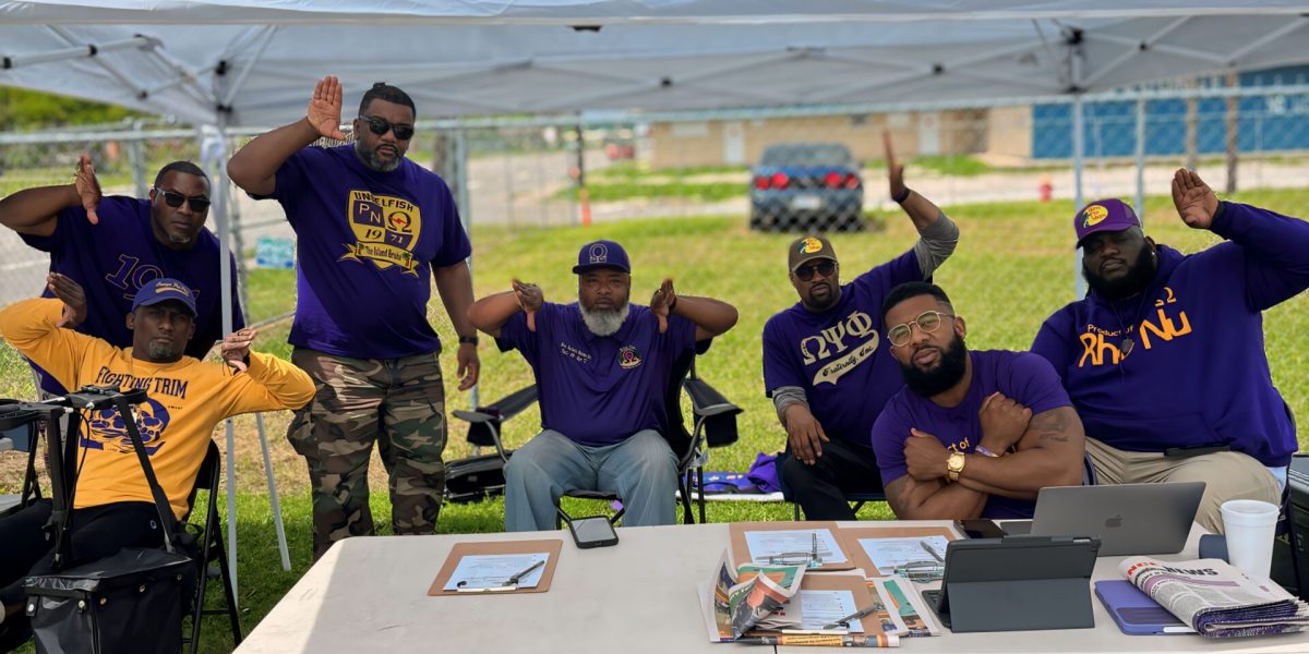 On March 30, 2024, the brothers of Rho Nu OWT registering voters.